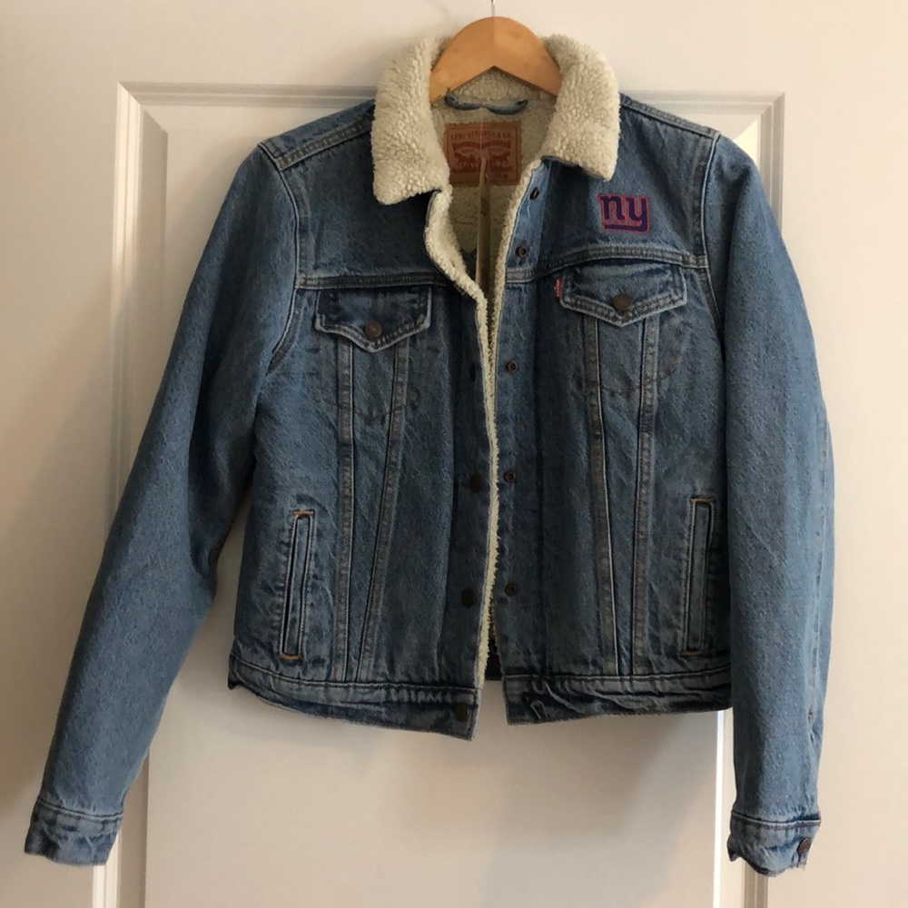 Levi’s NYG Sherpa Lined Denim Trucker Jacket - Picture 2 of 6